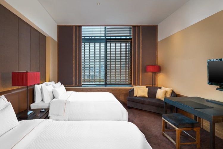 Deluxe Twin Bedroom
